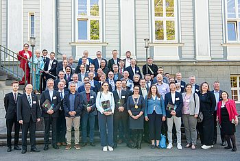 Gruppenfoto aller Diplomand:innen.